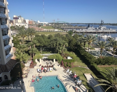 400 E Bay Street - Photo Thumbnail 58