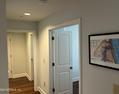 400 E Bay Street - Photo Thumbnail 62
