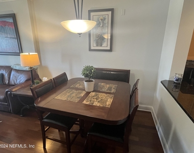 400 E Bay Street - Photo Thumbnail 54