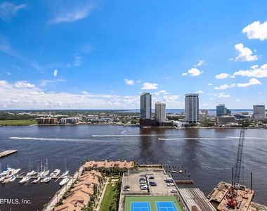 400 E Bay Street - Photo Thumbnail 39