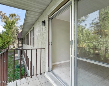 1618 El Camino Road - Photo Thumbnail 27