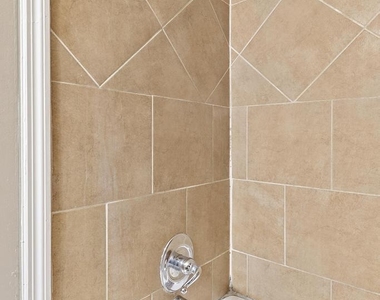 1618 El Camino Road - Photo Thumbnail 24