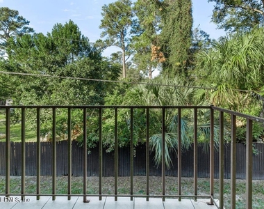 1618 El Camino Road - Photo Thumbnail 25