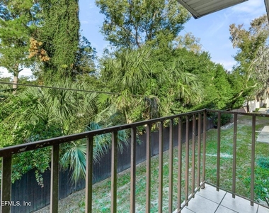 1618 El Camino Road - Photo Thumbnail 26