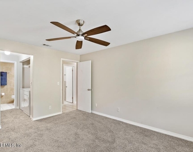 1618 El Camino Road - Photo Thumbnail 18