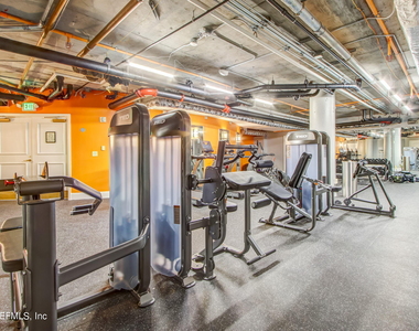 400 E Bay Street - Photo Thumbnail 25
