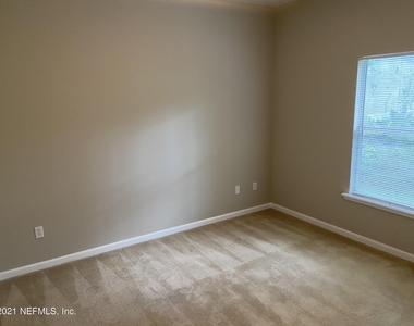 6332 Morse Avenue - Photo Thumbnail 14