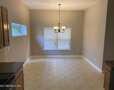 6332 Morse Avenue - Photo Thumbnail 5