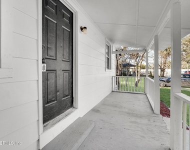 2816 Mars Avenue - Photo Thumbnail 21