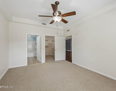 785 Oakleaf Plantation Parkway - Photo Thumbnail 13