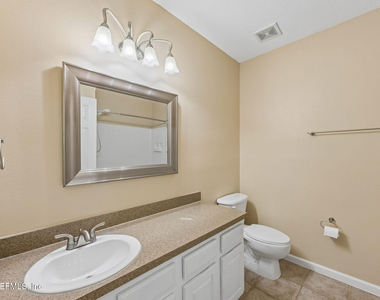 785 Oakleaf Plantation Parkway - Photo Thumbnail 22