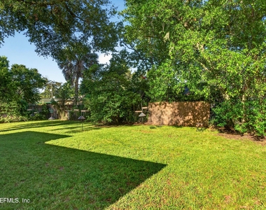 6338 Mercer Circle W - Photo Thumbnail 22