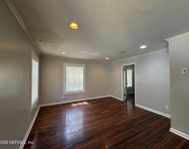 9116 Adams Avenue - Photo Thumbnail 7