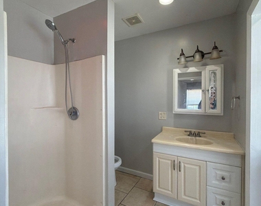 9116 Adams Avenue - Photo Thumbnail 12