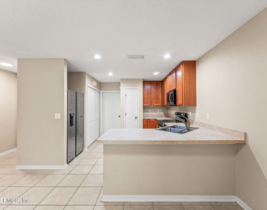 4613 Gerber Court - Photo Thumbnail 6
