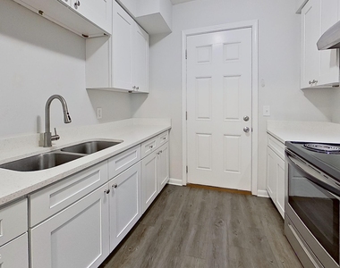 2216 Spring Park Road - Photo Thumbnail 6