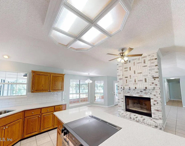 278 Bush Court - Photo Thumbnail 5