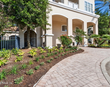 400 E Bay Street - Photo Thumbnail 66