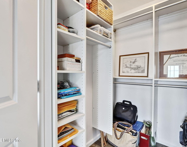 400 E Bay Street - Photo Thumbnail 29