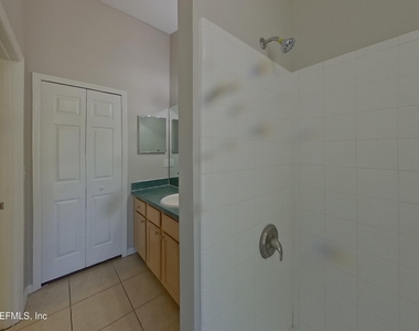 11509 Twin Oaks Trail - Photo Thumbnail 10