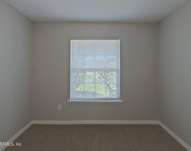 11509 Twin Oaks Trail - Photo Thumbnail 13