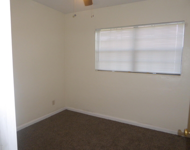 3835 Cambay Place - Photo Thumbnail 19