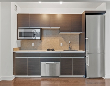 116 John Street - Photo Thumbnail 2