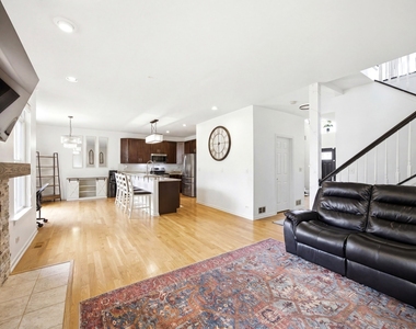 9 Tenneyson Court - Photo Thumbnail 9