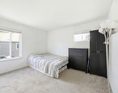 9 Tenneyson Court - Photo Thumbnail 24