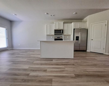 2787 Malton Way - Photo Thumbnail 4