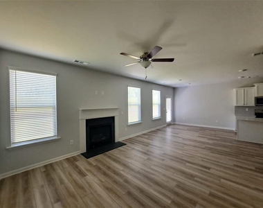 2787 Malton Way - Photo Thumbnail 6