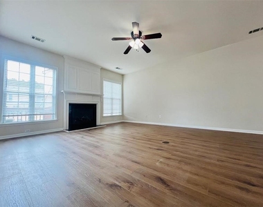 3042 Hartright Bend Court - Photo Thumbnail 2