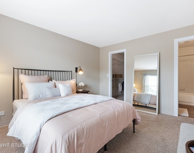 77 Kensington Circle - Photo Thumbnail 20
