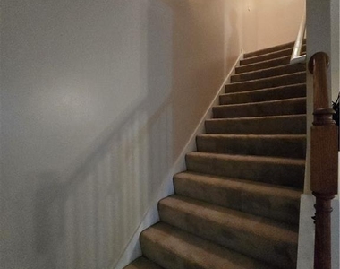 5195 Miller Woods Trail - Photo Thumbnail 11