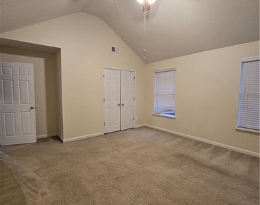 5195 Miller Woods Trail - Photo Thumbnail 20