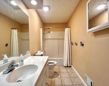 5175 Sunburst Drive - Photo Thumbnail 11