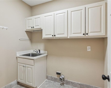 4217 Wieuca Overlook Ne - Photo Thumbnail 23