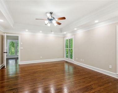 4217 Wieuca Overlook Ne - Photo Thumbnail 17