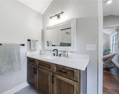 9585a Hutcheson Ferry Road - Photo Thumbnail 25