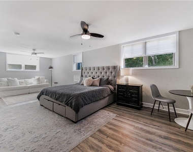 9585a Hutcheson Ferry Road - Photo Thumbnail 40