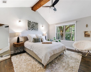 9585a Hutcheson Ferry Road - Photo Thumbnail 22