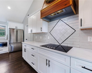 9585a Hutcheson Ferry Road - Photo Thumbnail 11