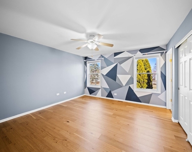 97 E Harbor Drive - Photo Thumbnail 18