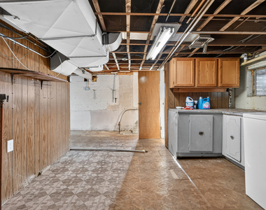 7945 W 91st Street - Photo Thumbnail 25