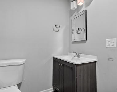 7945 W 91st Street - Photo Thumbnail 17