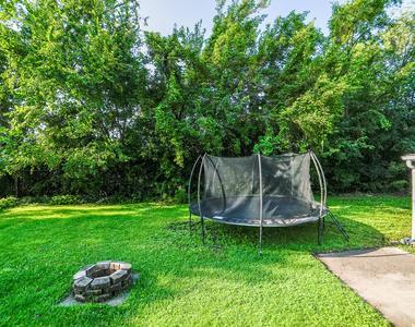 7945 W 91st Street - Photo Thumbnail 33