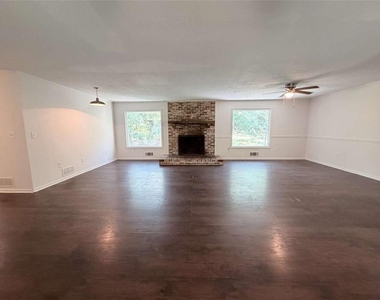 1514 Nw Humphries Road Nw - Photo Thumbnail 5