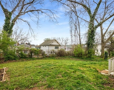 1014 Fern Avenue Se - Photo Thumbnail 24