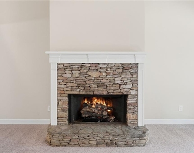 2753 Allyn Way Nw - Photo Thumbnail 9