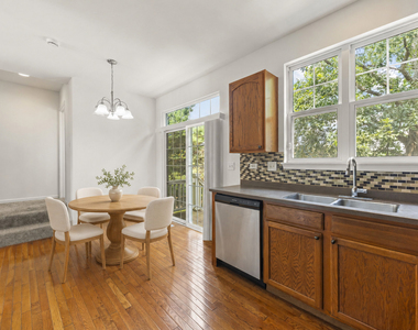 3429 Bradbury Circle - Photo Thumbnail 4